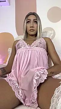 VictoriaRoss1 from StripChat