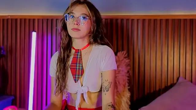 VictoriaSpark from StripChat