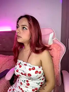 Naked Yovng___Lau from StripChat Yovng___Lau from StripChat